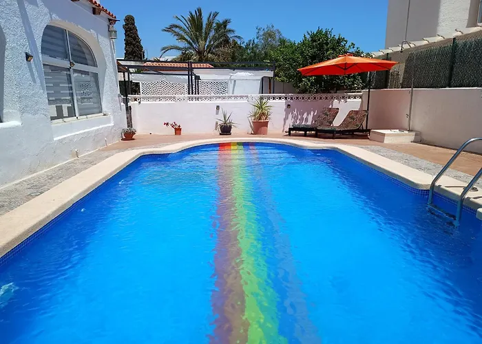 Casa Rainbow - Boutique Bed & Breakfast (Adults Only)